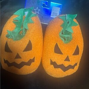 Love Pumpkin Slippers in Orange and Green